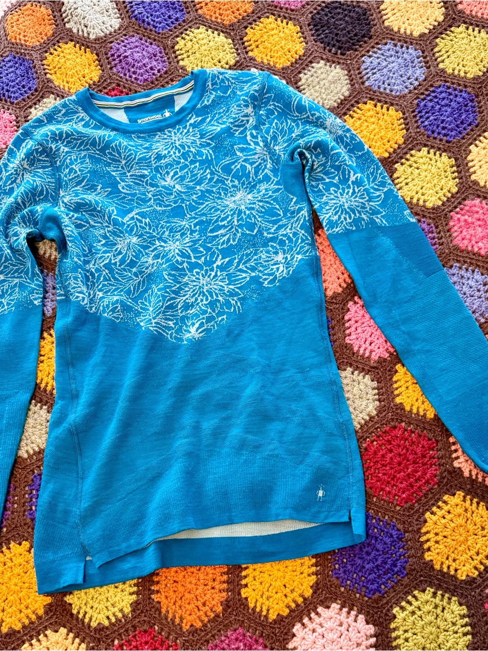 Smartwool Ocean Abyss/Wave Blue Floral Scape Merino Intraknit - Picture 2 of 10
